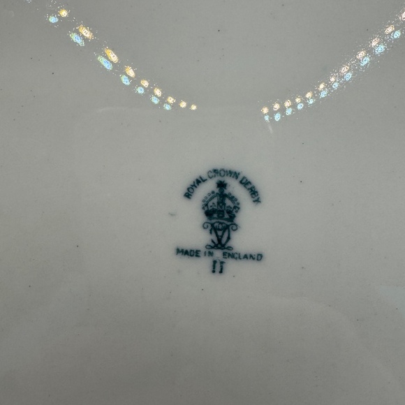 Royal Crown Derby Blue Mikado Dinner Plates Set of 6. - Picture 3 of 13